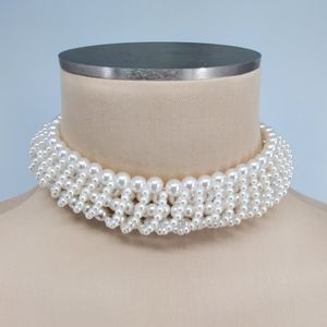 Stretchy Faux White Pearl Chunky Necklace
